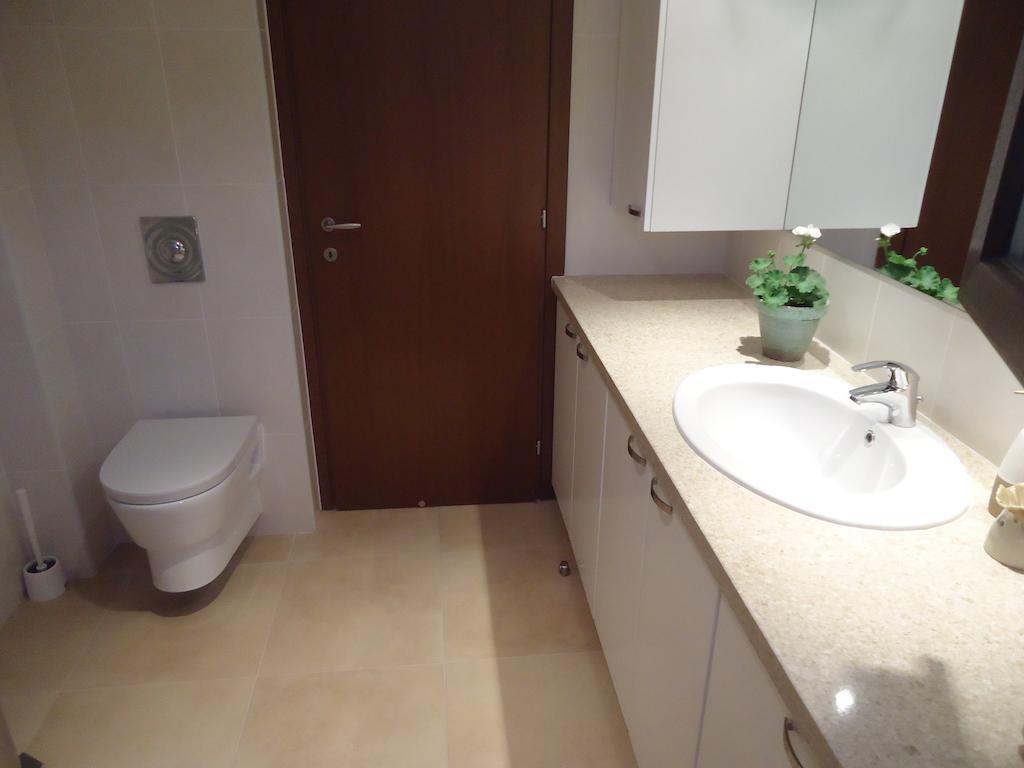 Petralona Apartment Agios Athanasios ภายนอก รูปภาพ
