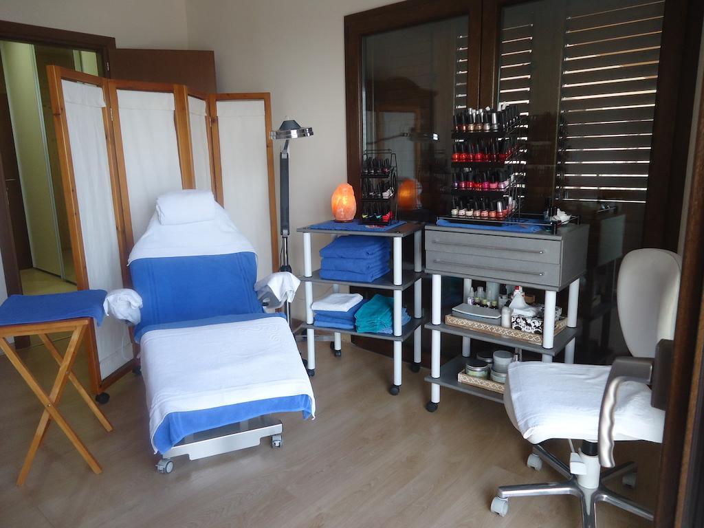 Petralona Apartment Agios Athanasios ภายนอก รูปภาพ